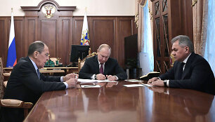 Sergejus Lavrovas, Vladimiras Putinas ir Sergejus &Scaron;oigu