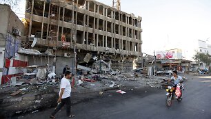 Dviejų savižudžių bombos Irake nusine&scaron;ė 10 žmonių gyvybes