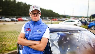 Rokas Baciu&scaron;ka &bdquo;Auto Bazar&ldquo; parodoje pristato naują automobilį &bdquo;Audi A1&ldquo;