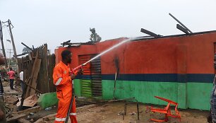 Nigerijoje susprogus dujovežiui žuvo penki žmonės