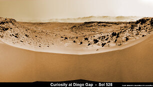Marsaeigiui &bdquo;Curiosity&ldquo; kelią pastojo smėlio kopa