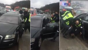 Pareigūnai avarijos vietoje