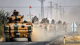 Turkijos tankai įsiveržė į Sirijos teritoriją