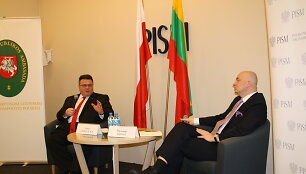 Lietuva siekia intensyvinti dialogą su Lenkija.