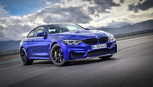 BMW M4 CS