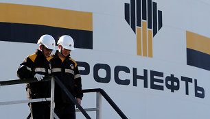 „Rosneft“ akcijų pardavimas – V.Putino planas užsidirbti?