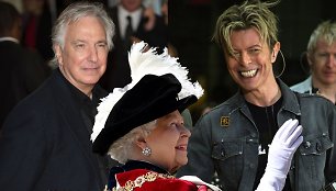 Elizabeth II, Alanas Rickmanas, Davidas Bowie