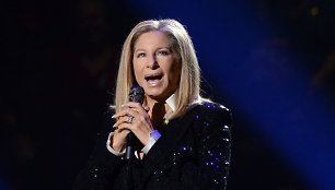 10 vieta: Barbra Streisand – 30 mln. JAV dolerių