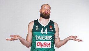 backtoschool-akavaliauskas-mokykloje-turejau-pravarde-mazas