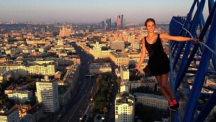 Beproti&scaron;kame nuotykyje sudalyvavusi jaunutė rusaitė Angela įsiamžino asmenukėje