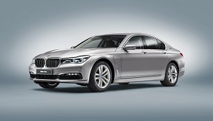 BMW 740e