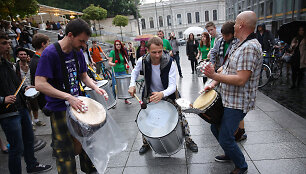 &bdquo;Drum2gether&ldquo; akimirka