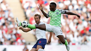  Kennethas Omeruo ir Harry Kane'as