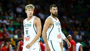 Mindaugas Kuzminskas ir Jonas Valančiūnas