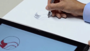 &bdquo;Qualcomm&ldquo;  įrenginys &bdquo;Ultra Sound NotePad&ldquo;, kuris leidžia ant popieriaus ra&scaron;omą vaizdą matyti kompiuterio ekrane