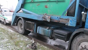 Autobuso ir &scaron;iuk&scaron;liavežio avarija
