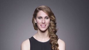 Video kadras: kosmetikos &bdquo;Dermablend&ldquo; reklama su Cassandra Bankson.