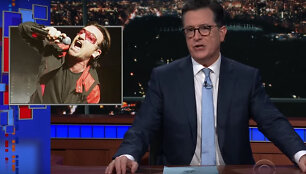 Stephenas Colbertas pasi&scaron;aipė i&scaron; Bono
