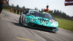 Pirmajame „BEC 6H“ etape pergalę išplėšė „Flash Racing Latvia“