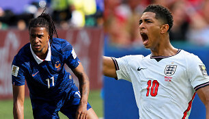 Michaelas Olise ir Jude'as Bellinghamas