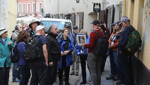 Danielius Gurevičius su grupe turistų