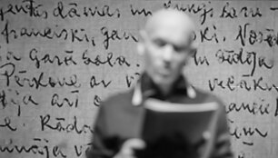 &bdquo;Versmės&ldquo; skaitymuose &ndash; biografijos, kurioms negalima i&scaron;nykti