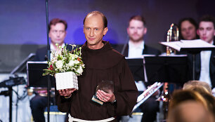 Apdovanojimų akimirka