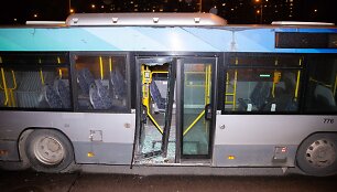 BMW ir autobuso avarija Ukmergės gatvėje