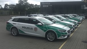 Naujieji policijos „Opel Insignia“