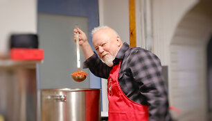 Vytaras Radzevičius verda ukrainieti&scaron;kus bar&scaron;čius