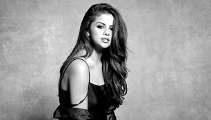 Selena Gomez vaizdo klipe „Kill 'Em With Kindness“