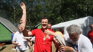 Socialdemokratų sąskrydis &Scaron;ventojoje su rožėmis ir &scaron;ūkiais