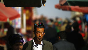 Užsienio verslų dilema – trauktis iš Sindziango ar užmerkti akis prieš uigūrų kančias?