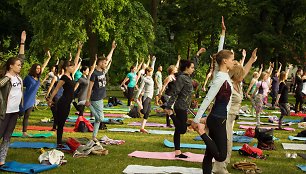 Joga Bernardinų sode