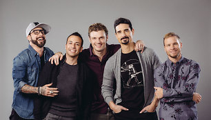 „Backstreet Boys“ nariai (iš kairės) AJ McLeanas, Howie Dorough, Nickas Carteris, Kevinas Richardsonas ir Brianas Littrellas