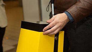 Klientams su regos negalia pritaikyta eilių valdymo sistema 