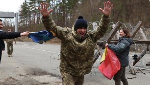 Ukraina susigrąžino kovotojus i&scaron; Rusijos nelaisvės