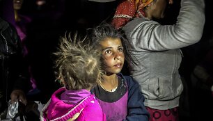 Sirijos kurdų pabėgėliai plūsta į Turkiją