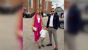 ėdainiečiai Edgaras ir Sonata Jungtinėje Karalystėje gyvena jau septynerius metus. Svetur pasaulį i&scaron;vydo jųdviejų atžala Danielius