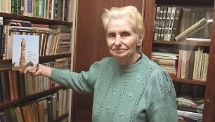 Akademi&scaron;kė Teklė Balsevičienė jau i&scaron;leido keturias knygas apie kra&scaron;to miestelius ir ie&scaron;ko rėmėjų penktajai