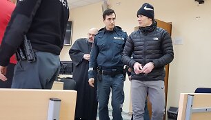 M.Laurinaitis daugybę metų slėpėsi nuo pareigūnų užsienyje.
