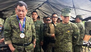 Rodrigo Duterte apsilankė karo zonoje