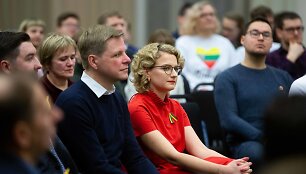 Remigijus &Scaron;ima&scaron;ius ir Au&scaron;rinė Armonaitė
