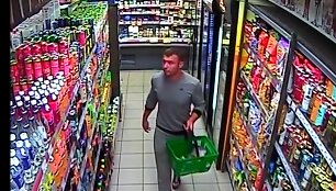 Kauno policijos ie&scaron;komas asmuo, susijęs su alkoholinių gėrimų vagyste