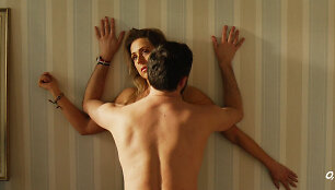 Filmo &bdquo;O, ne! O, taip!&ldquo; scena (akt. Ineta Stasiulytė ir Eimutis Kvo&scaron;čiauskas).