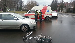 &Scaron;ilutėje partrenkta dviratininkė. 