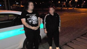 Klaipėdoje sulaikytos dvi merginos su įtartinais milteliais.