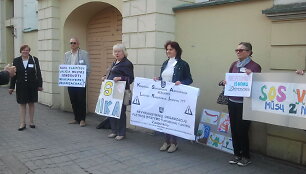 Protestas prie&scaron; vaikų dienos centro i&scaron;kraustymą Klaipėdoje 