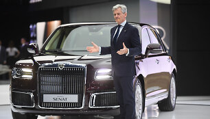 V.Putino automobilis &ndash; &bdquo;Aurus&nbsp;Senat&nbsp;Limousine&ldquo; 