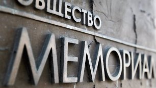 Vienas „Memorial“ steigėjų: Nobelio premiją vertėjo skirti Rusijos politiniams kaliniams